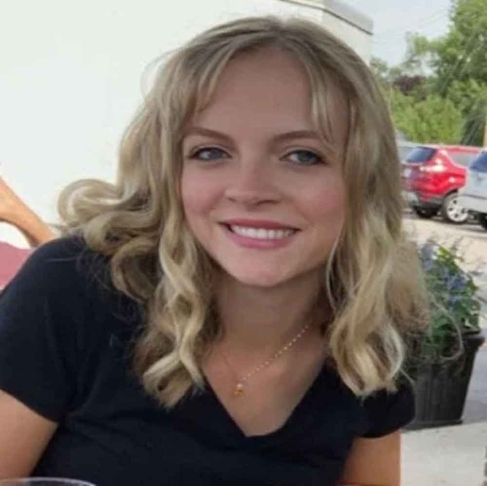 Meet your Posher, Hannah